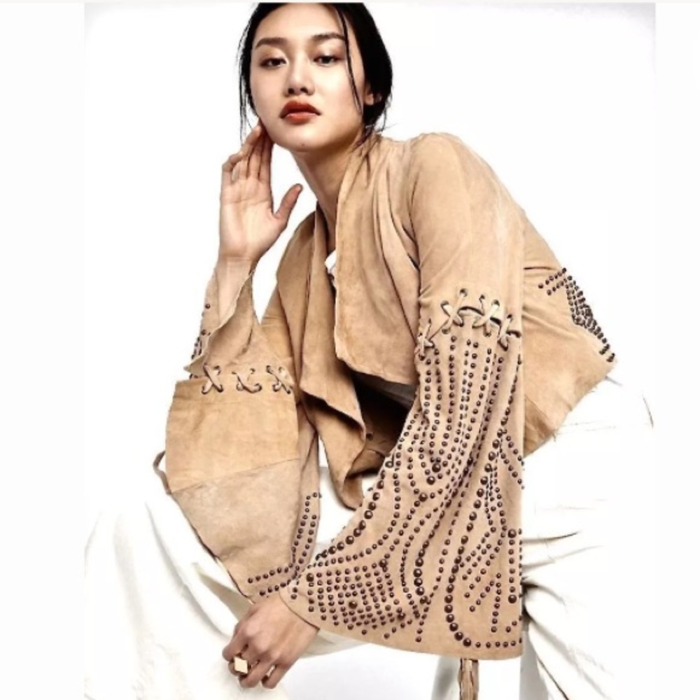 💔 SOLD 💔Free People Suede Lace Up Studded Jacket